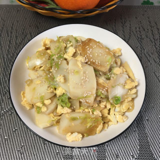 鸭蛋白菜炒年糕的做法步骤：11