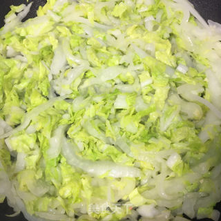 鸭蛋白菜炒年糕的做法步骤：7