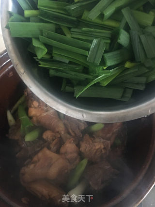 蒜苗炒鸡的做法步骤：7