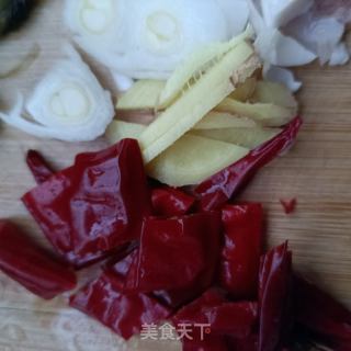 酸菜血肠水煮肉片的做法步骤：6