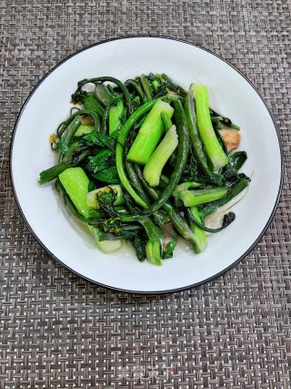 猪油炒红菜苔的做法步骤：8