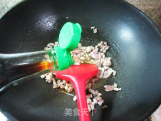 肉末胡萝卜炒毛豆的做法步骤：7