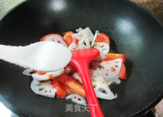 番茄炒莲藕的做法步骤：7