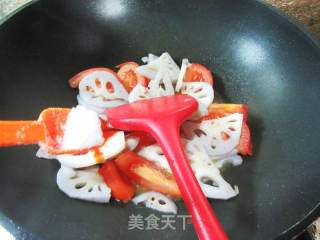 番茄炒莲藕的做法步骤：6