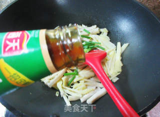 牛肚炒冬笋的做法步骤：8
