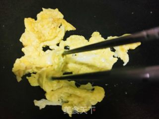 腊肠鸡蛋炒饭的做法步骤：3