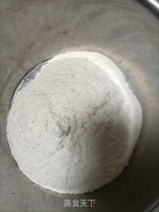 葱香千层饼的做法步骤：1