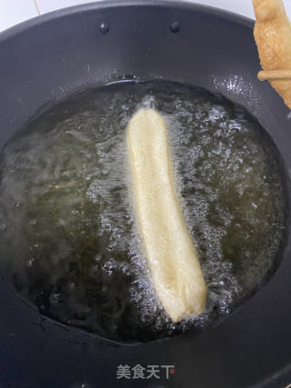 香酥油条的做法步骤：13