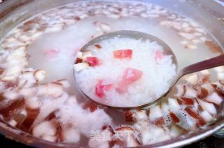#腊味#腊肠三文鱼香菇青菜粥的做法步骤：7