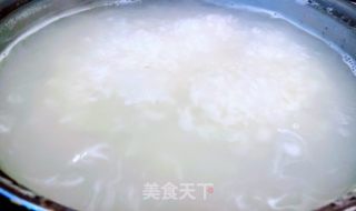 #腊味#腊肠三文鱼香菇青菜粥的做法步骤：5