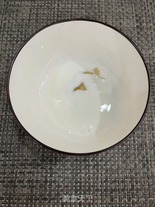 杨枝甘露慕斯蛋糕的做法步骤：16