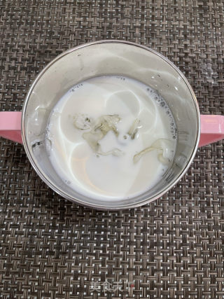 杨枝甘露慕斯蛋糕的做法步骤：8