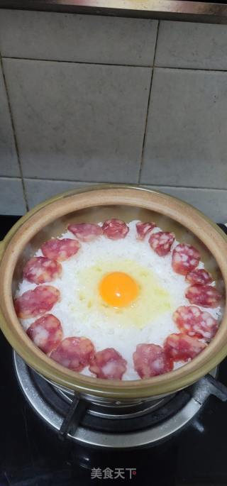 腊肠窝蛋煲仔饭的做法步骤：9