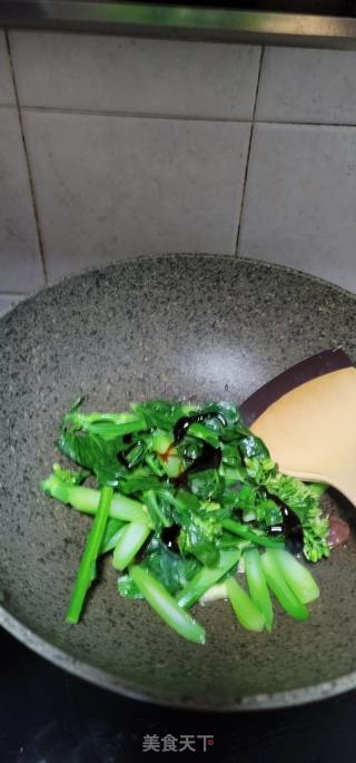 芥兰炒腊肠的做法步骤：7