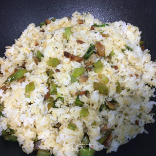 腊肉芥菜炒饭的做法步骤：6