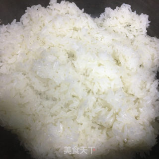 腊肉芥菜炒饭的做法步骤：2