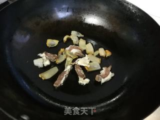 咸肉香芋萝卜煲的做法步骤：4