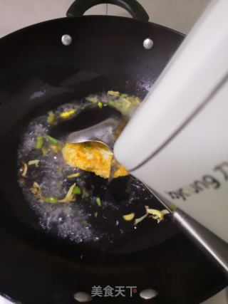 白萝卜海带煎蛋汤的做法步骤：5