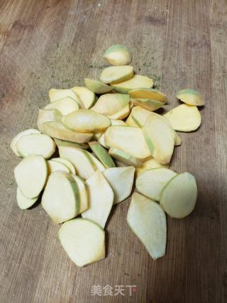 蔓菁小米粥的做法步骤：2