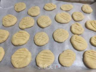 花生酱小饼干的做法步骤：7