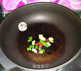 鸡翅根烧板栗的做法步骤：2
