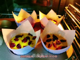 南瓜麦芬蛋糕的做法步骤：8