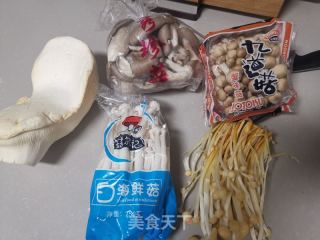 菌菇汤的做法步骤：1