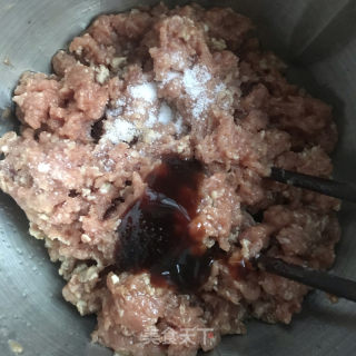 海参韭菜鲜肉水饺的做法步骤：5