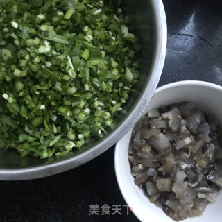 海参韭菜鲜肉水饺的做法步骤：4