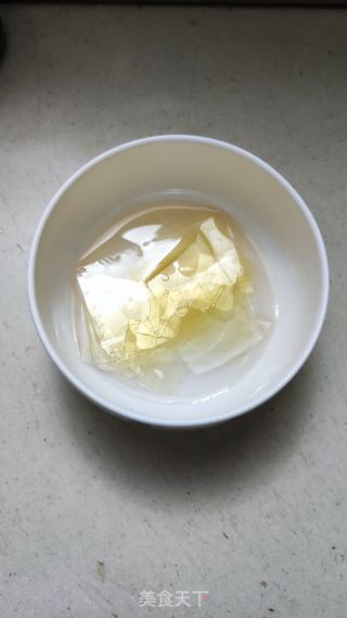 草莓酸奶慕斯蛋糕的做法步骤：3