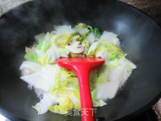 蘑菇炒黄心菜的做法步骤：6
