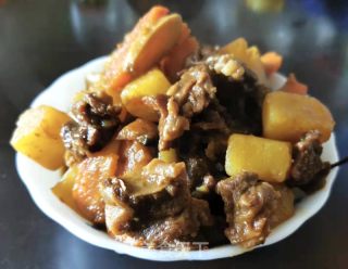 胡萝卜土豆焖牛肉的做法步骤：9