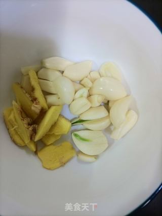辣子鸡的做法步骤：3