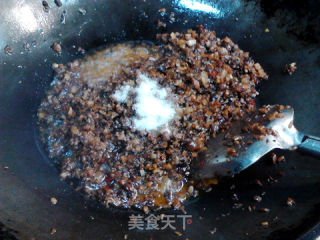 腊肉蘑菇叶儿粑的做法步骤：9