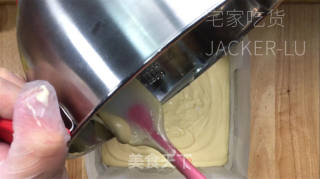 蜂蜜古早蛋糕，水浴法制作，棉花般Q弹，入口即化，颜值也很高！的做法步骤：14