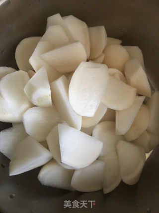 排骨焖萝卜的做法步骤：2