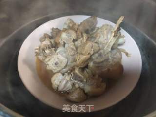 猪脚烧土豆的做法步骤：4