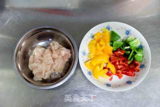 彩椒鸡胸片的做法步骤：2