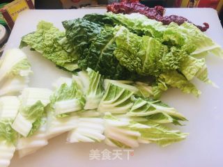 油滋啦炒白菜的做法步骤：1