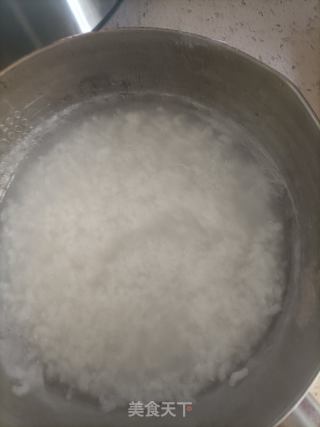 鸡肉粥的做法步骤：1