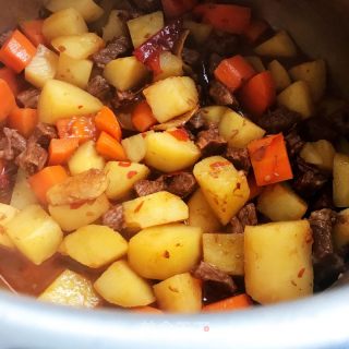 香辣牛肉炖土豆的做法步骤：11