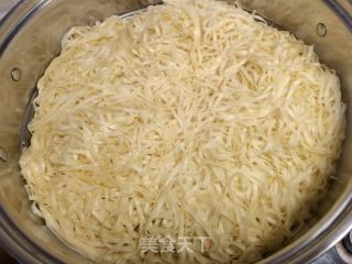 西红柿肉丝蒸卤面的做法步骤：19