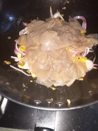 酸菜魔芋的做法步骤：12