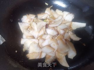 白菜烧豆皮的做法步骤：4