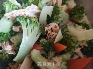 西蓝花拌腐竹的做法步骤：8