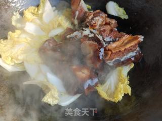 白菜烩排骨的做法步骤：4