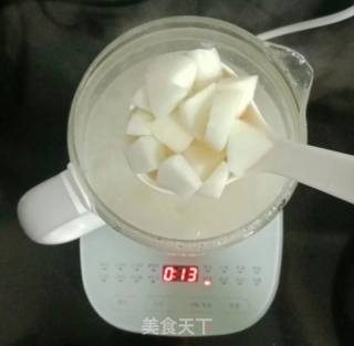 银耳酒酿雪梨甜汤的做法步骤：8