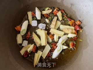 生炒鸡块的做法步骤：3
