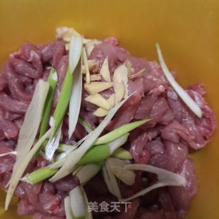 原味风干猪肉的做法步骤：3