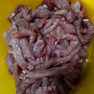 原味风干猪肉的做法步骤：2